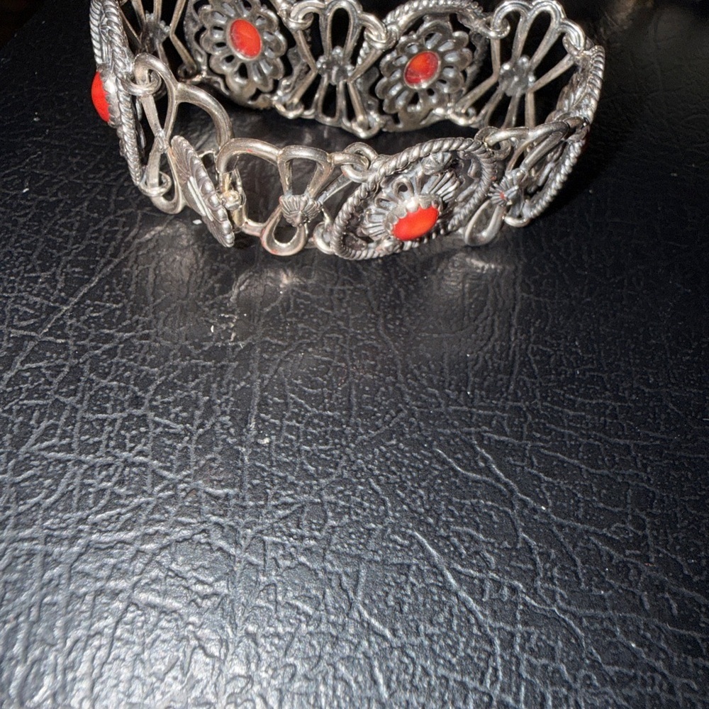 Silver and Red Coral filagree Bracelet Sterling Silver 925 - Picture 9 of 12